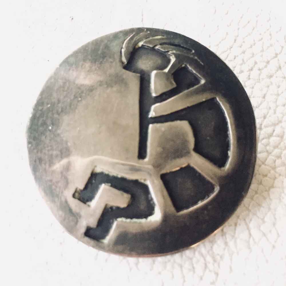 Sterling silver pin kokopelli flute player